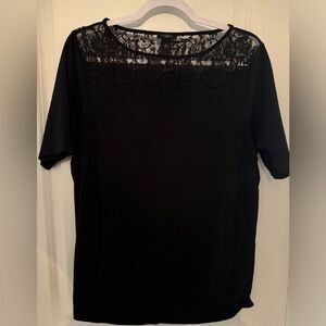 EUC Ann Taylor lace top
